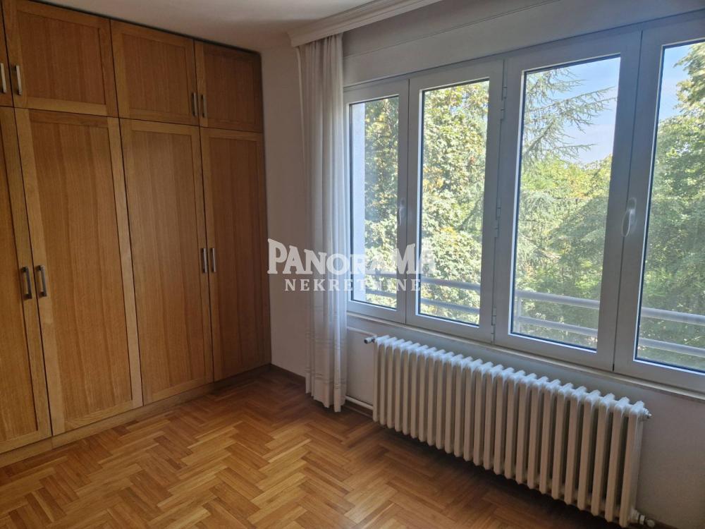 Glavna slika -Kronštatska, Trosoban stan na prodaju, 100m2, 379.000€