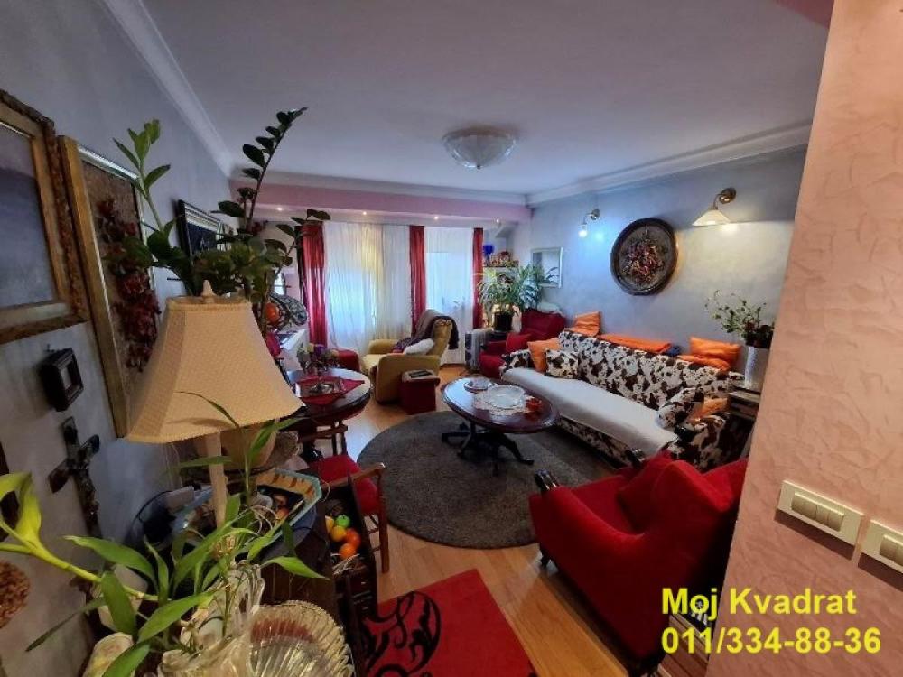 Slika 2 - Četvoroiposoban stan na prodaju, 103m2, 289.000€