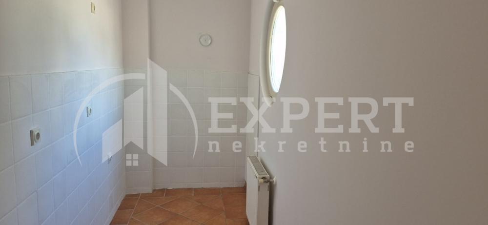 Glavna slika -Drvarska, Dvoiposoban stan za izdavanje, 68m2, 550€