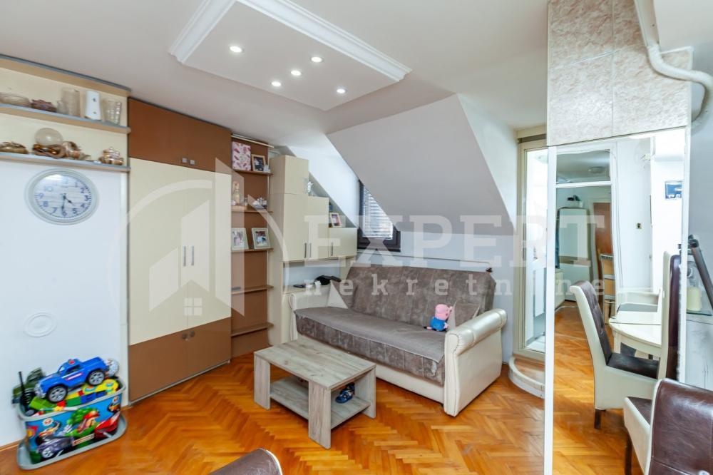 Glavna slika -Stanoja Bunuševca, Četvorosoban stan na prodaju, 45m2, 75.000€