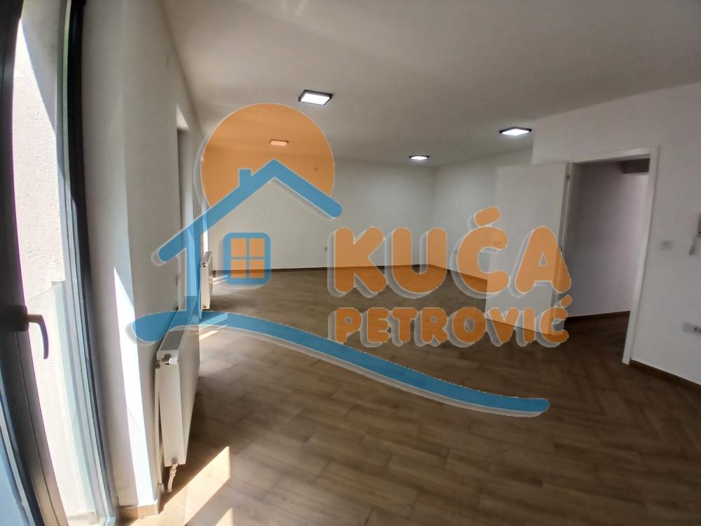 Slika 3 - Svetozara Markovića,  Lokal za izdavanje, 316m2, 2.700€