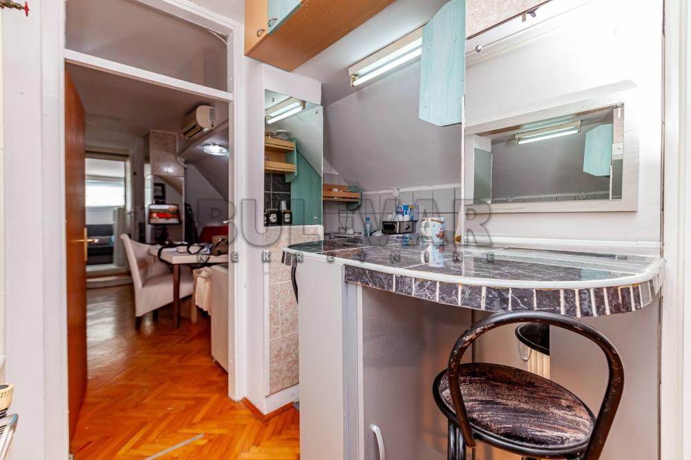 Slika 9 - Stanoja Bunuševca, Četvorosoban stan na prodaju, 46m2, 78.300€