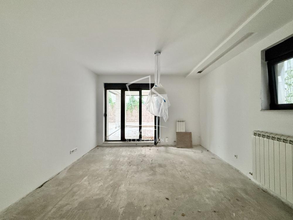 Glavna slika -Bože Jankovića, Trosoban stan na prodaju, 70m2, 250.000€