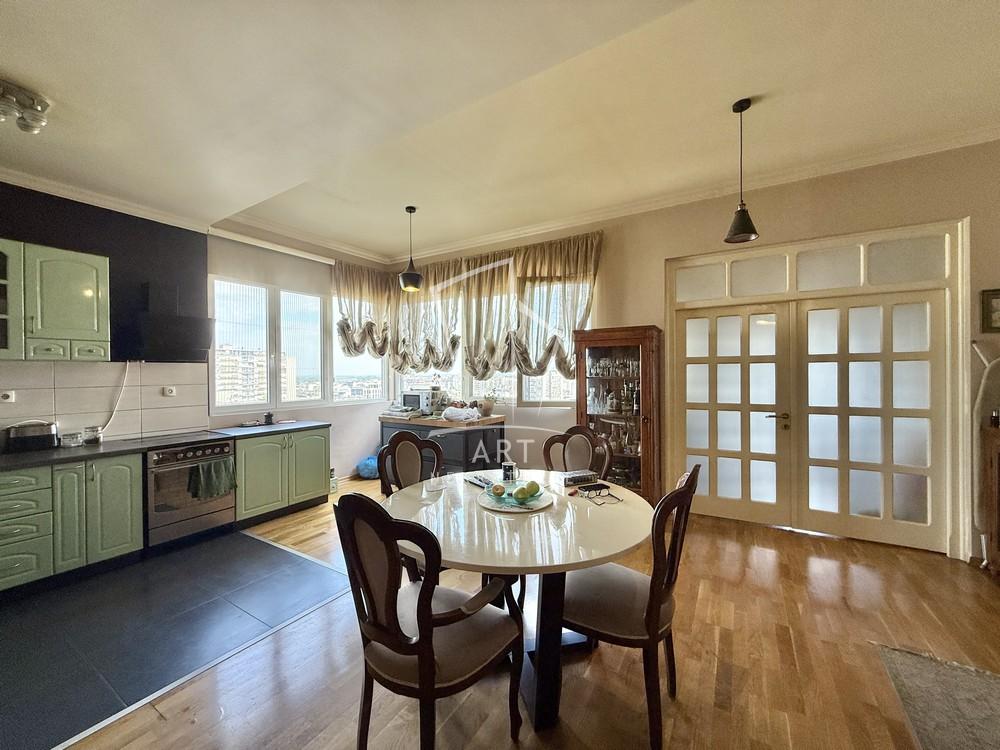 Slika 4 - Gospodar Jevremova, Četvorosoban stan na prodaju, 31m2, 390.000€