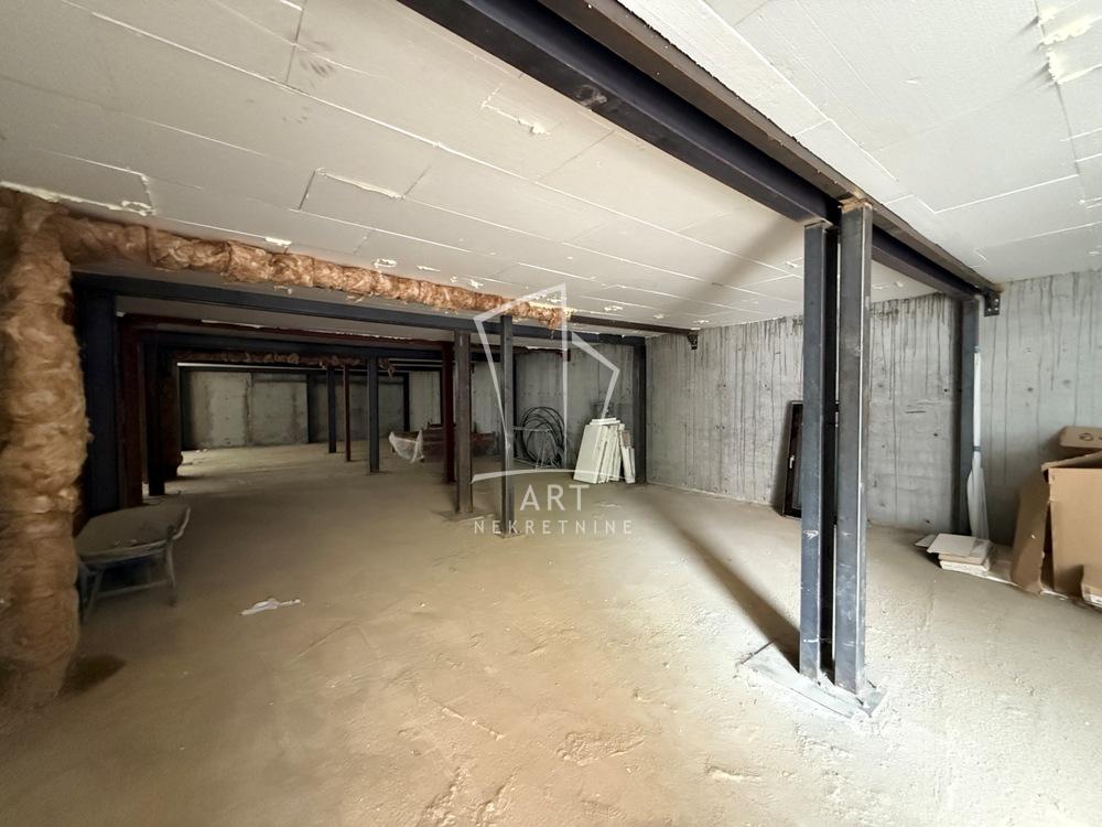 Slika 1 - Radeta Markovića,  Lokal na prodaju, 190m2, 177.650€