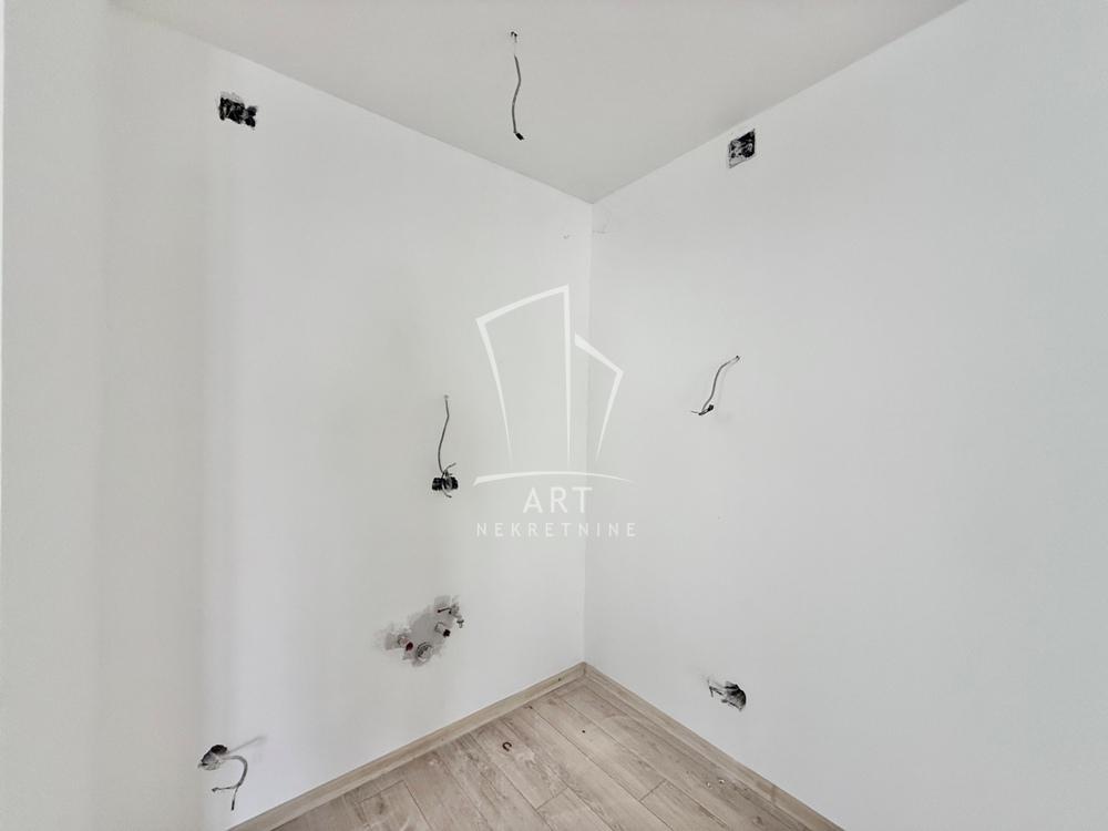 Glavna slika -Radeta Markovića, Četvorosoban stan na prodaju, 50m2, 121.000€