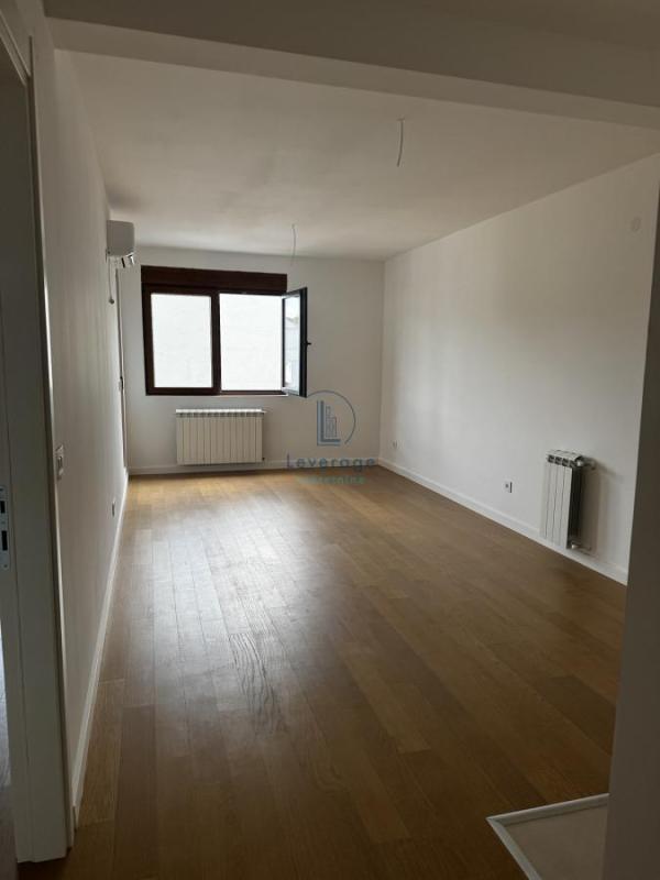 Glavna slika -Jednoiposoban stan na prodaju, 51m2, 192.000€