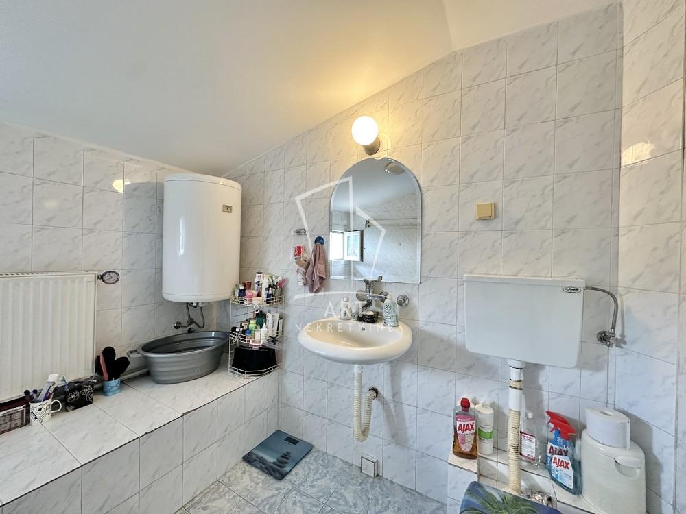 Slika 10 - Strugarska, Četvorosoban stan na prodaju, 76m2, 158.000€