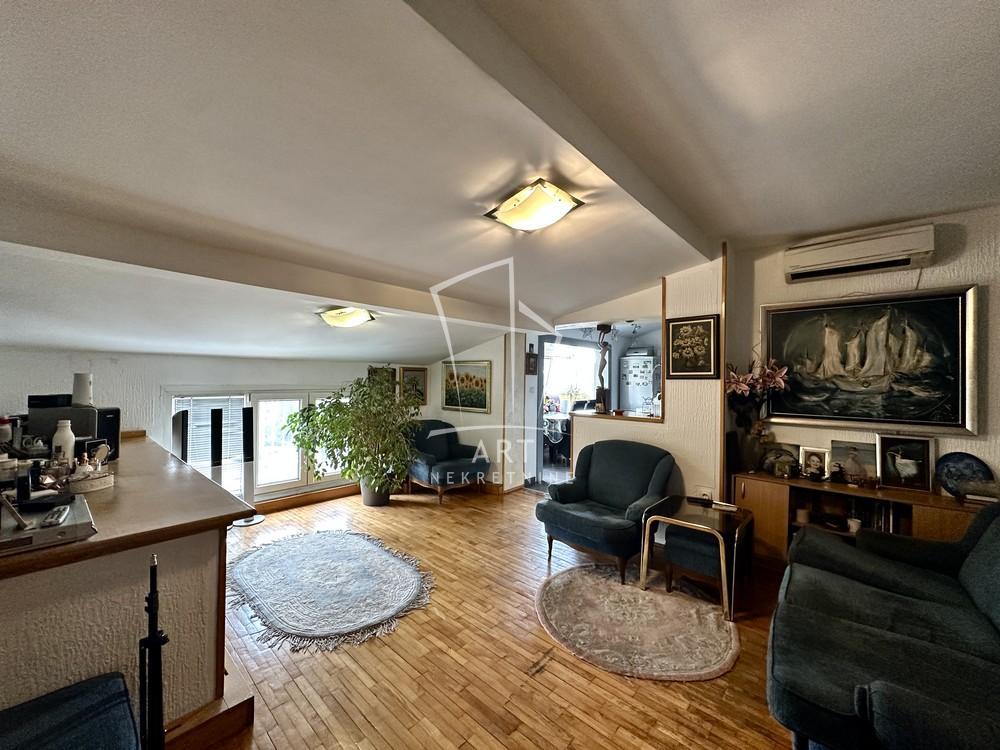 Glavna slika -Strugarska, Četvorosoban stan na prodaju, 76m2, 158.000€