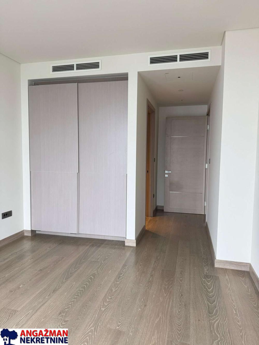 Slika 10 - Nikolaja Kravcova, Dvosoban stan na prodaju, 60m2, 590.000€