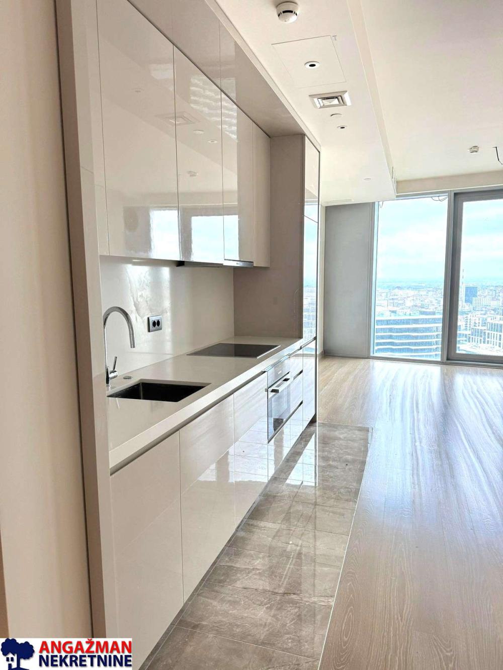 Slika 1 - Nikolaja Kravcova, Dvosoban stan na prodaju, 60m2, 590.000€