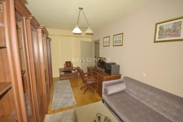 Slika 3 - Čingrijina, Četvorosoban stan na prodaju, 104m2, 348.000€