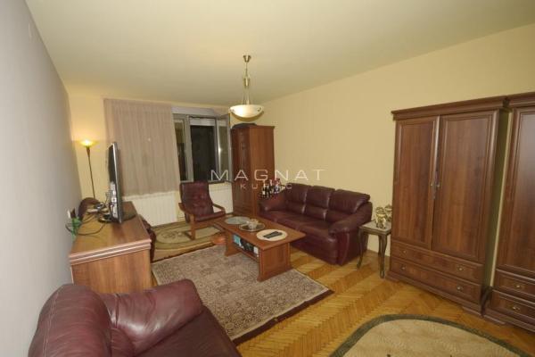 Slika 1 - Čingrijina, Četvorosoban stan na prodaju, 104m2, 348.000€