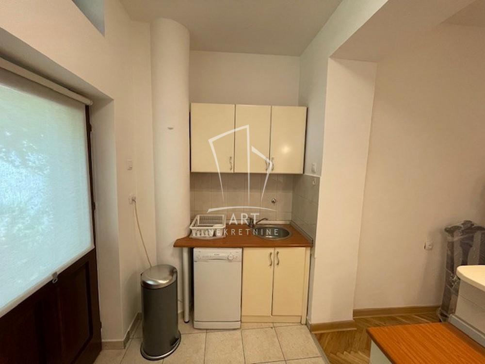 Slika 10 - Rajka Mitića, Trosoban stan za izdavanje, 84m2, 800€