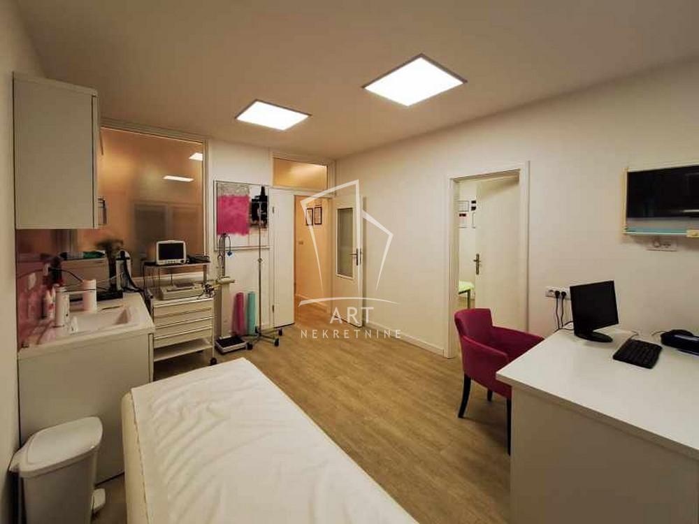 Slika 1 - Vojvode Stepe,  Lokal za izdavanje, 69m2, 1.200€