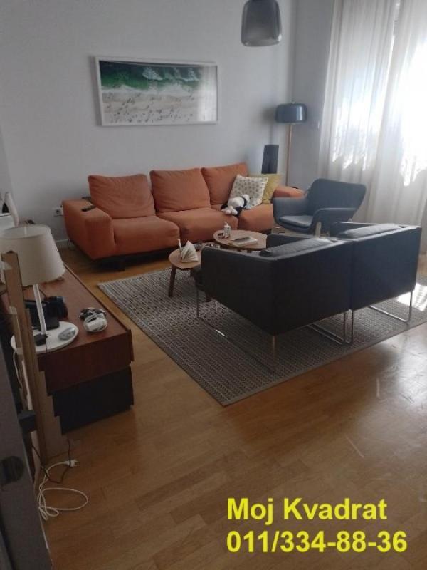 Glavna slika -Trosoban stan za izdavanje, 126m2, 1.700€