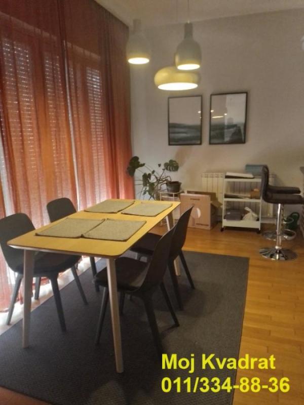 Slika 1 - Trosoban stan za izdavanje, 126m2, 1.700€