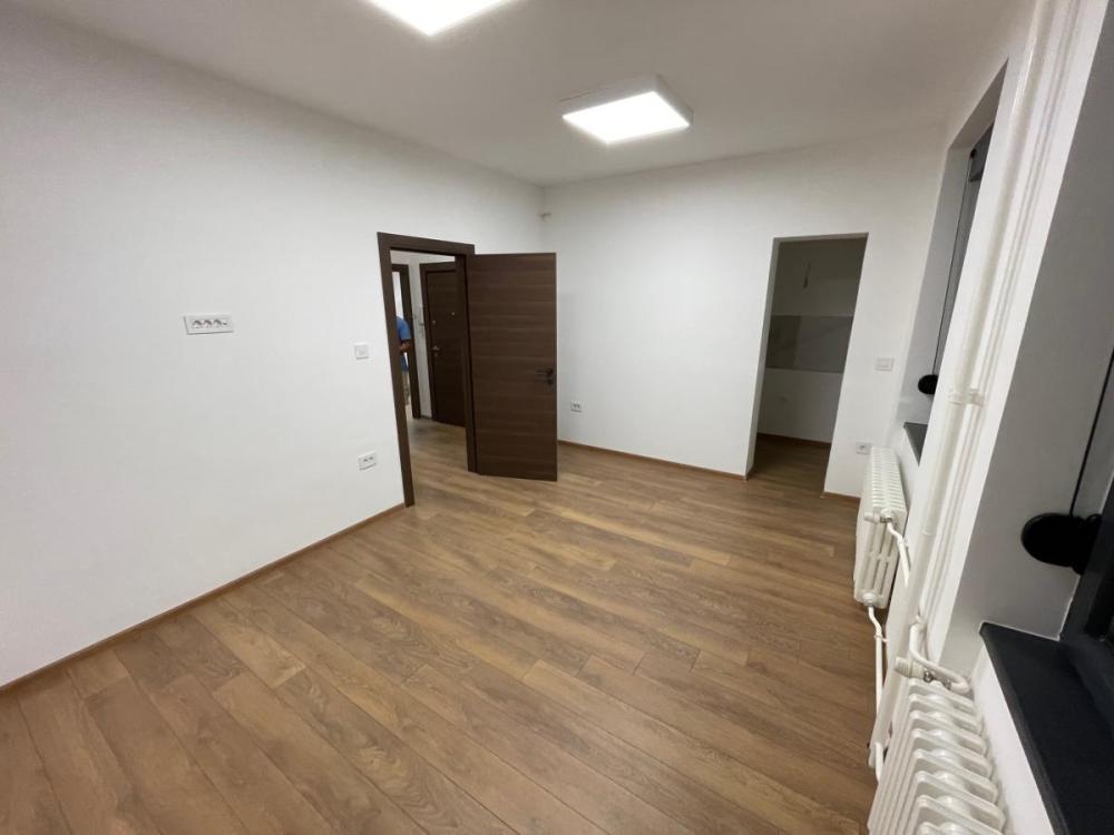 Slika 1 - Dvoiposoban stan na prodaju, 60m2, 250.000€