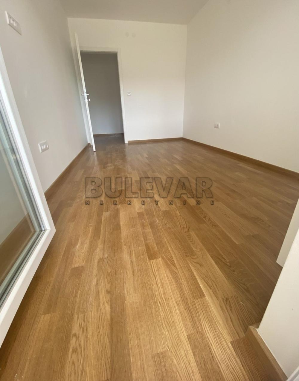 Slika 3 - Cara Dušana, Jednoiposoban stan za izdavanje, 51m2, 550€