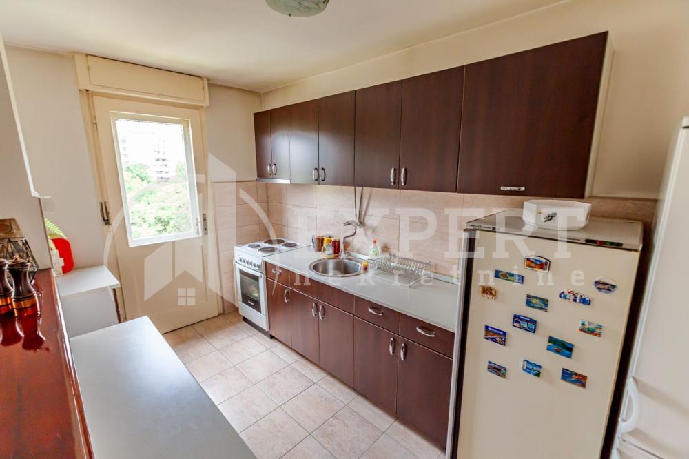 Slika 6 - Trg kralja Aleksandra Ujedinitelja, Trosoban stan na prodaju, 75m2, 154.000€