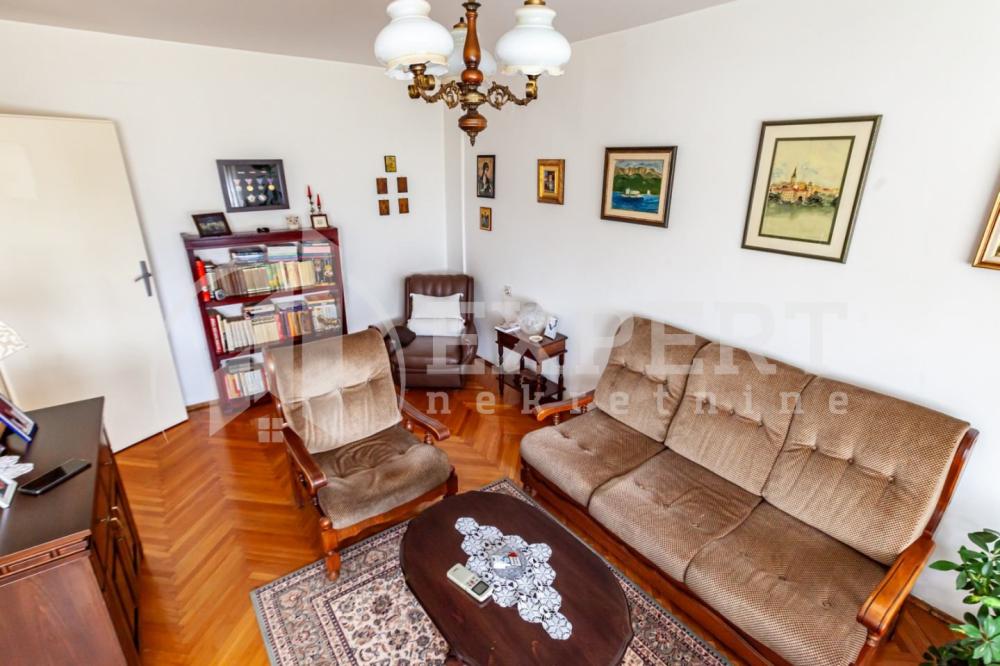 Slika 2 - Trg kralja Aleksandra Ujedinitelja, Trosoban stan na prodaju, 75m2, 154.000€