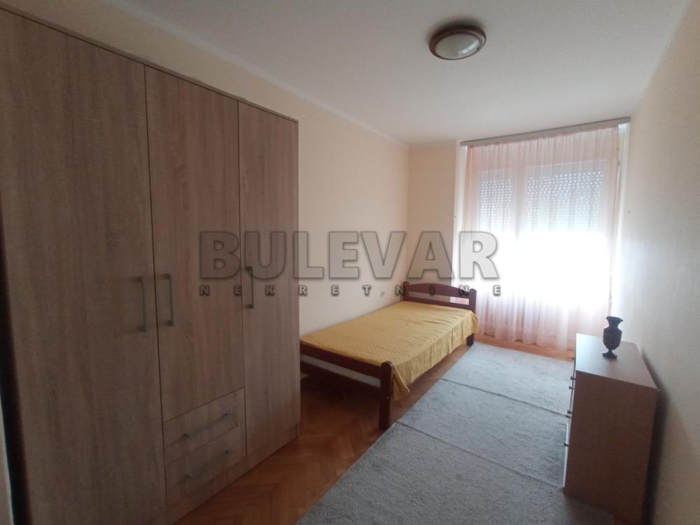 Slika 8 - Branka Krsmanovića, Trosoban stan za izdavanje, 63m2, 400€