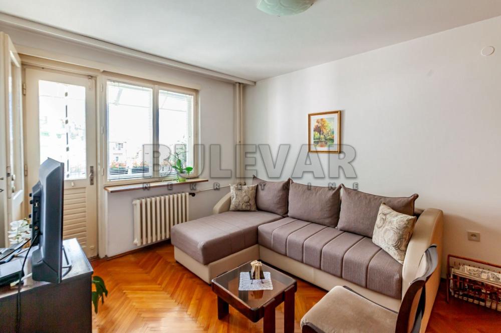 Slika 10 - Trg kralja Aleksandra Ujedinitelja, Trosoban stan na prodaju, 75m2, 154.000€