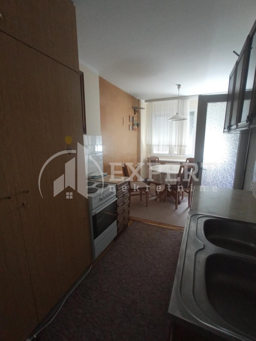 Slika 4 - Branka Krsmanovića, Trosoban stan za izdavanje, 63m2, 400€