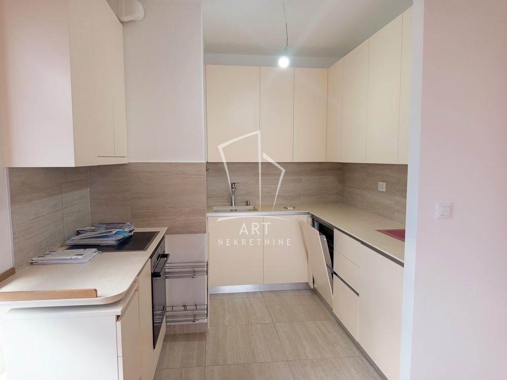 Slika 3 - Tadije Sondermajera, Petosoban stan za izdavanje, 161m2, 3.000€