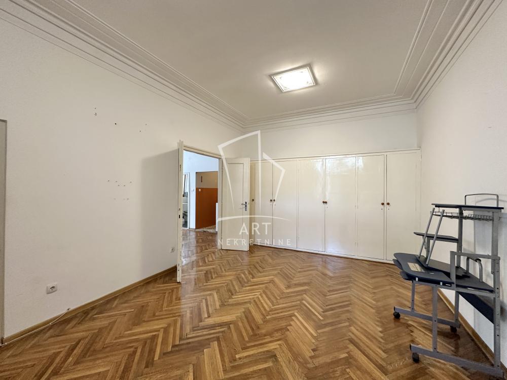 Slika 1 - Krunska, Četvorosoban stan na prodaju, 110m2, 535.000€