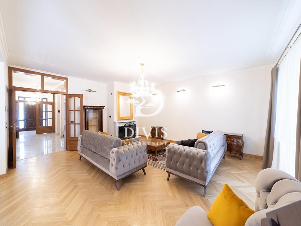 Glavna slika -Milovana Marinkovića, Šestosoban stan na prodaju, 396m2, 1.100.000€