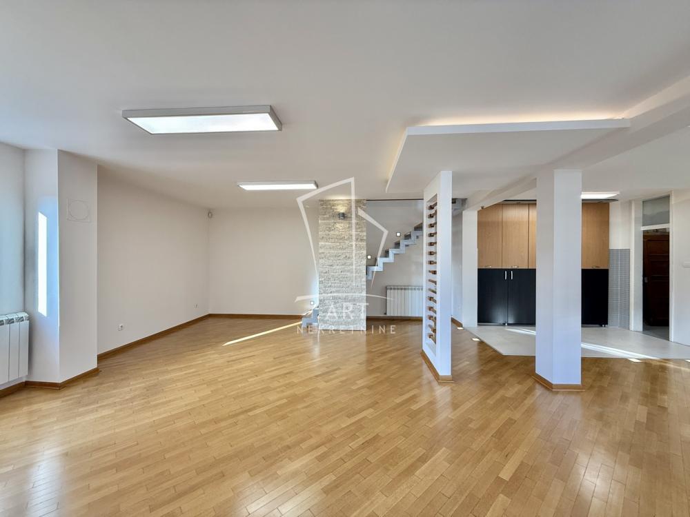 Glavna slika -Milana Vukosa,  Lokal za izdavanje, 165m2, 1.300€