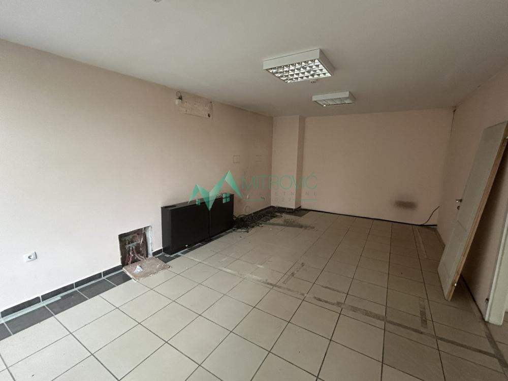 Slika 2 -  Lokal za izdavanje, 522m2, 8.500€