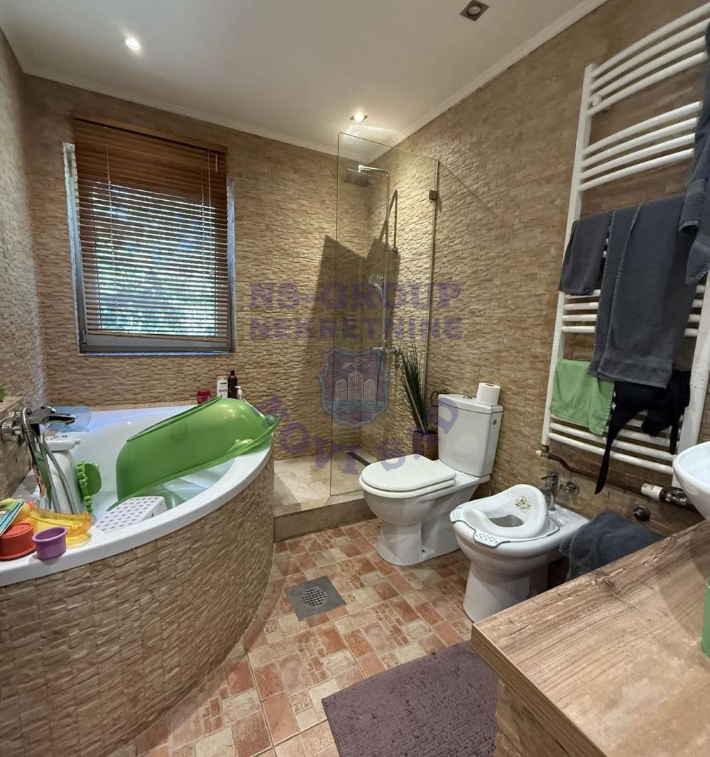 Slika 9 -  Kuća na prodaju, 246m2, 824.000€