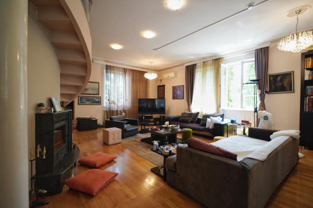 Slika 1 - Ljutice Bogdana,  Kuća na prodaju, 634m2, 2.450.000€