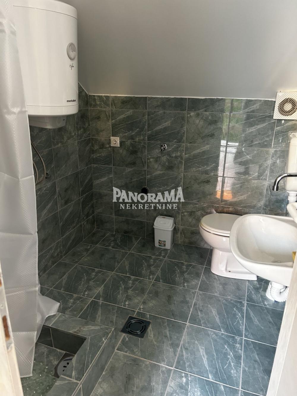 Slika 8 - Ilije Đuričića,  Lokal za izdavanje, 90m2, 700€