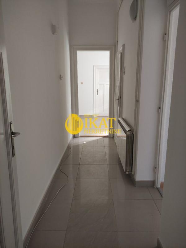 Slika 6 - Makedonska, Četvorosoban stan na prodaju, 142m2, 568.000€