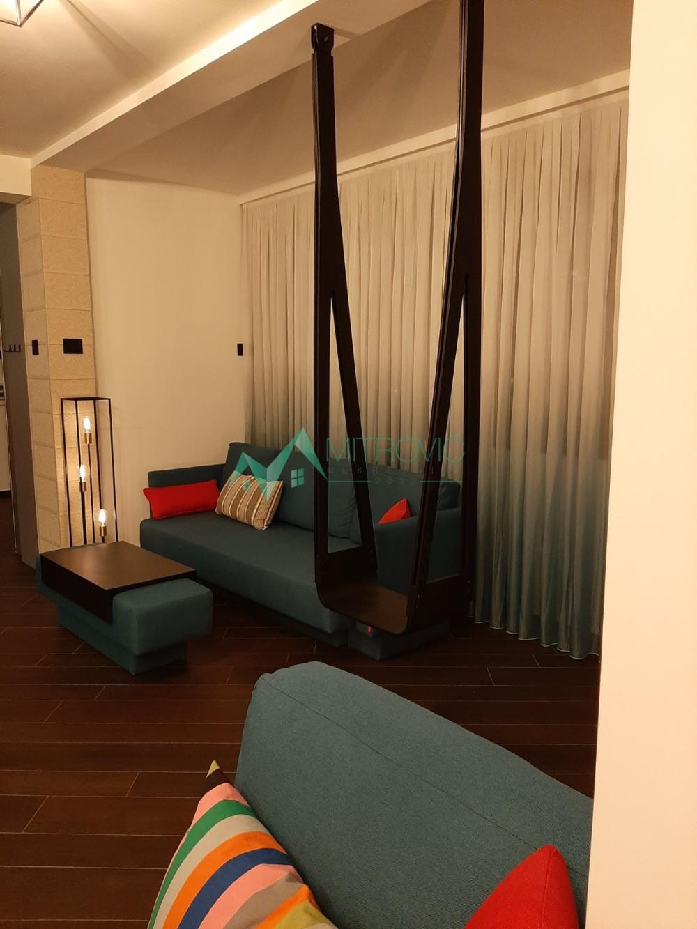 Slika 2 - Četvoroiposoban stan na prodaju, 176m2, 885.800€