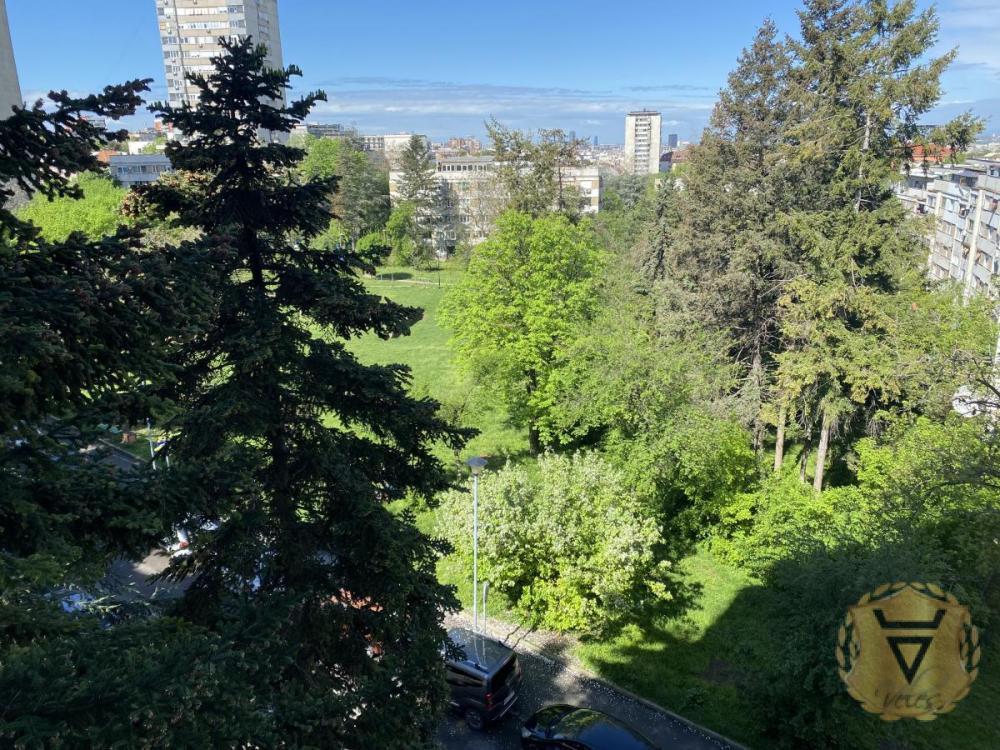 Glavna slika -Četvorosoban stan na prodaju, 104m2, 348.000€