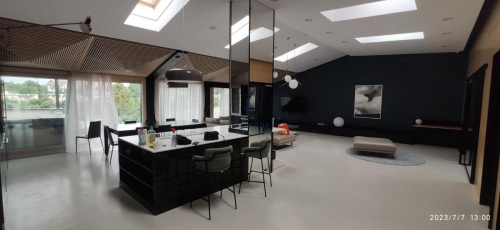 Slika 1 - Četvorosoban stan za izdavanje, 240m2, 3.000€