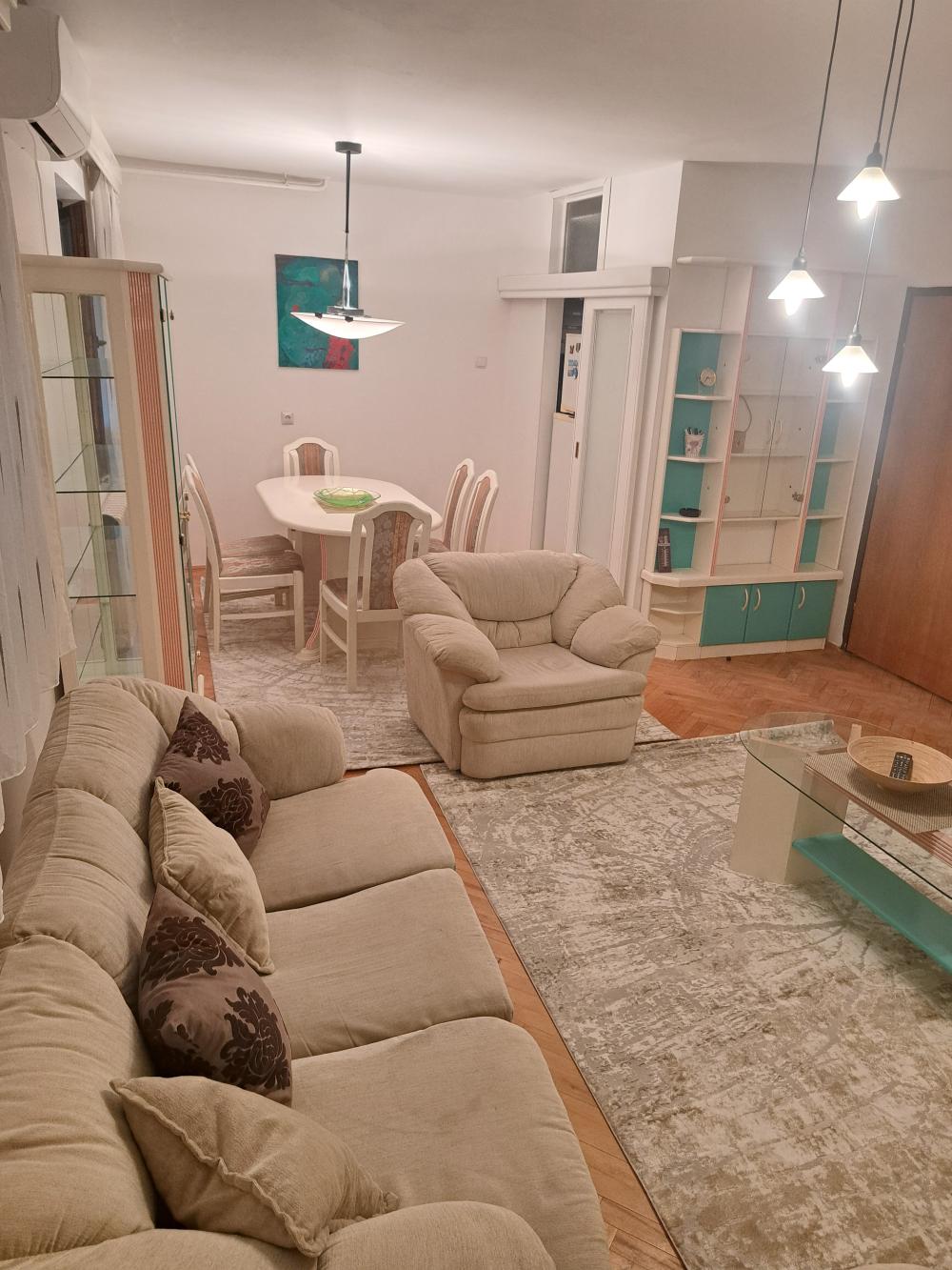 Slika 1 - ZORZA KLEMENSOA 12/17, Trosoban stan za izdavanje, 79m2, 1.100€