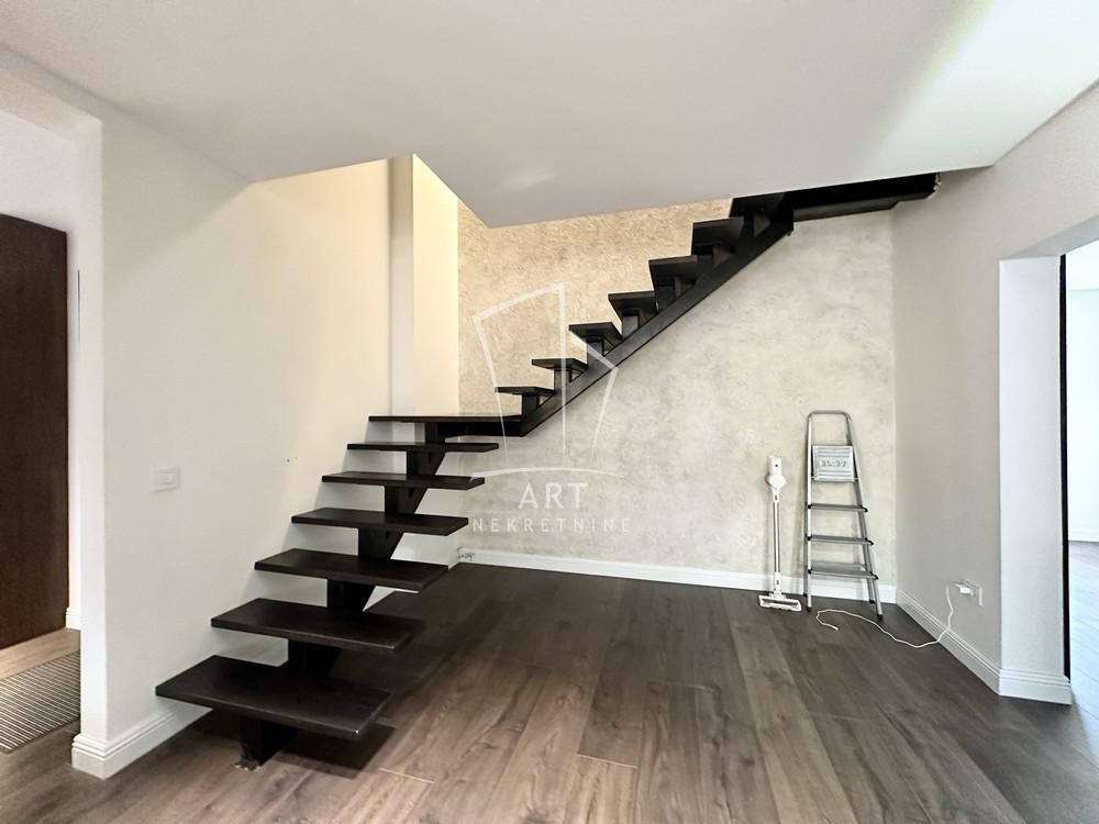 Slika 7 - Niška, Petosoban stan na prodaju, 198m2, 820.000€