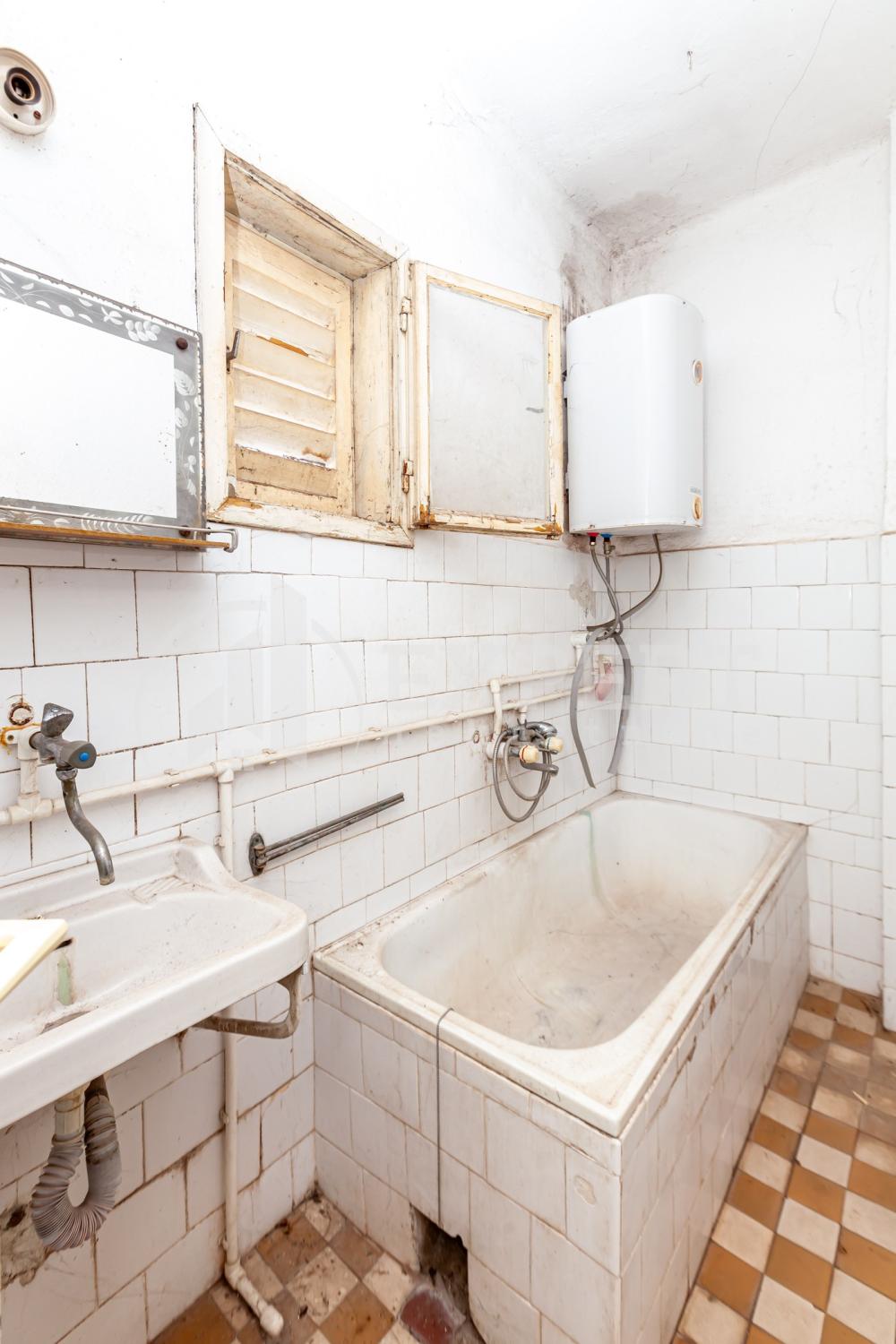 Slika 4 - Gornji Matejevac,  Kuća na prodaju, 450m2, 103.000€