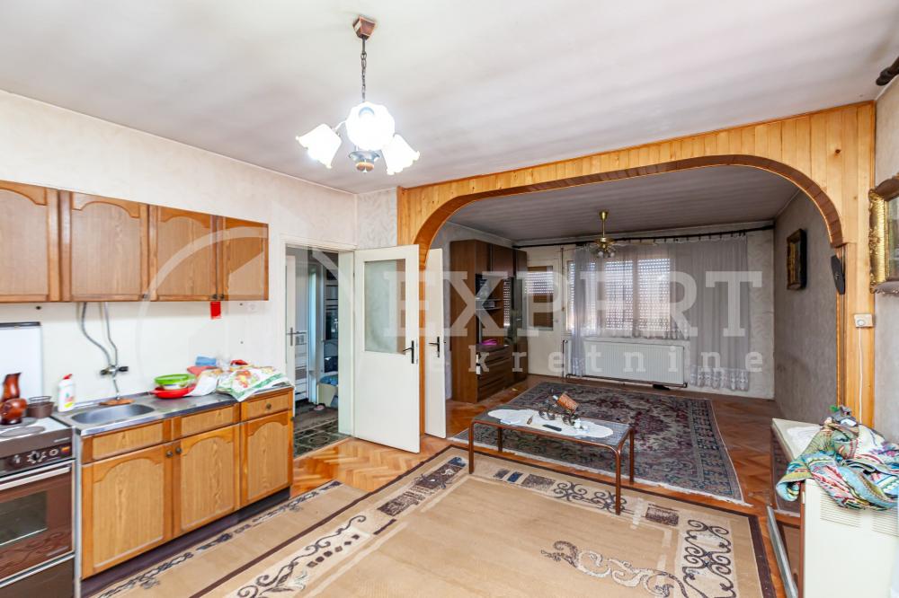 Slika 11 - Gornji Matejevac,  Kuća na prodaju, 450m2, 103.000€