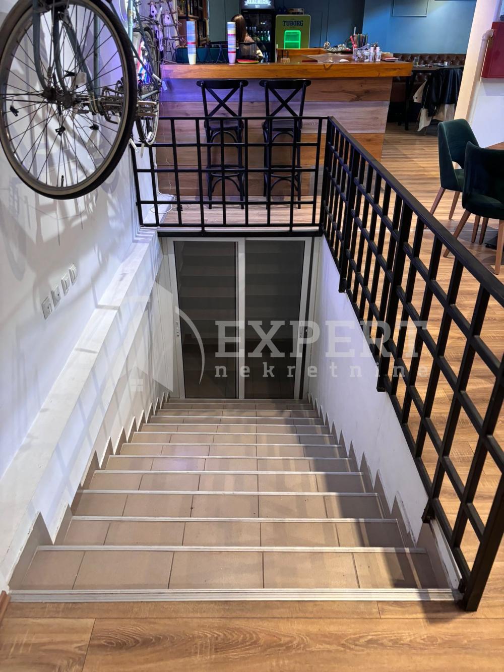 Slika 6 - Učitelj Tasina,  Lokal za izdavanje, 390m2, 3.300€