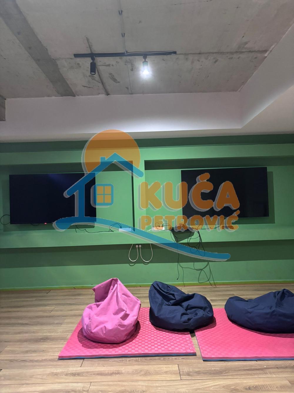 Slika 9 - Učitelj Tasina,  Lokal za izdavanje, 390m2, 3.300€