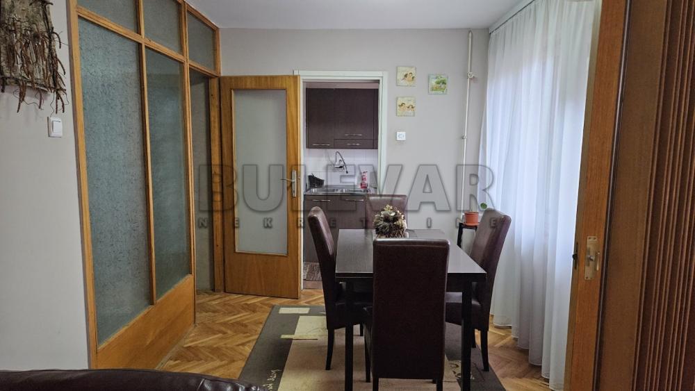 Slika 6 - Bulevar Nemanjića, Trosoban stan za izdavanje, 72m2, 400€