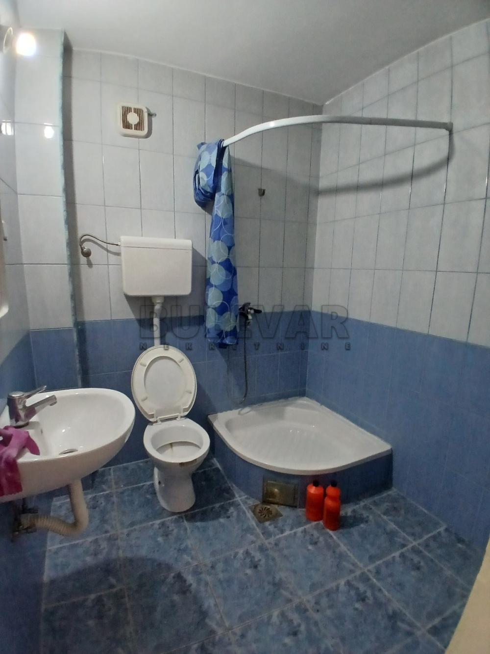 Slika 6 - Jove Tošića,  Lokal za izdavanje, 270m2, 1.000€