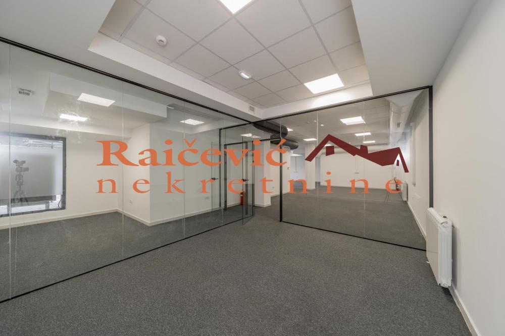 Slika 8 - Bore Markovica,  Lokal za izdavanje, 140m2, 2.400€