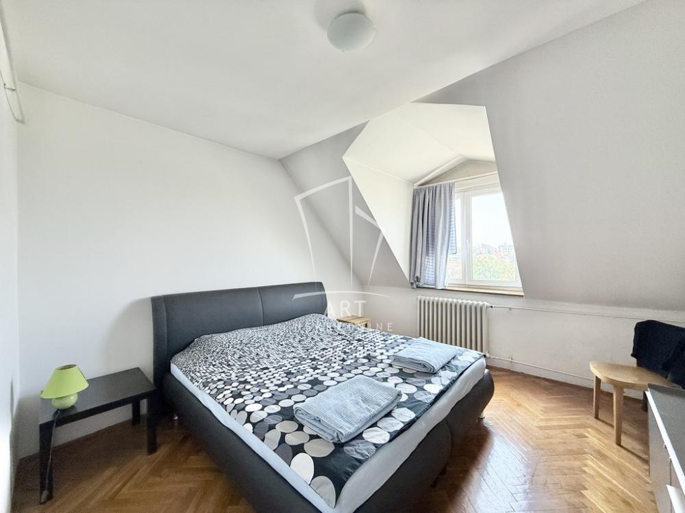 Slika 11 - Žarkovačka,  Kuća na prodaju, 108m2, 395.000€